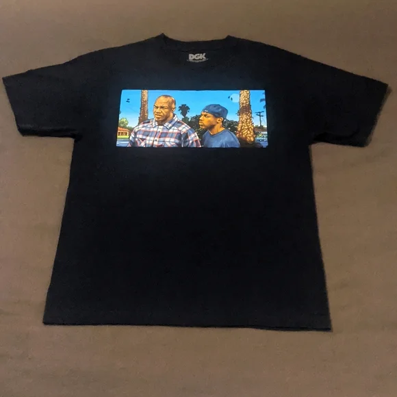 Friday tee - Picture 2 of 3